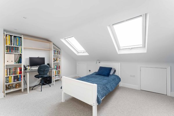 Cozy Guest Bedroom